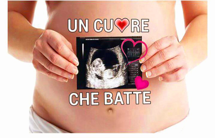 aborto, ecografia, un cuore che batte